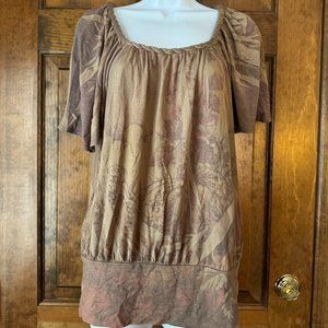 Charlotte Russe Taupe w/Mauve Flowers Pullover Top Large